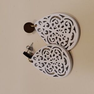 Elegant White Teardrop Earrings